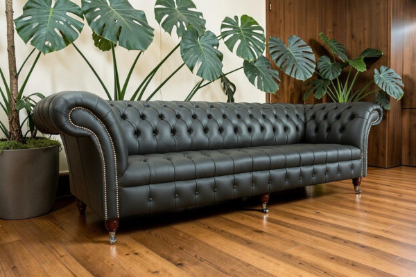 Canapé Chesterfield 4 places en tissu et cuir gris avec revêtement en cuir