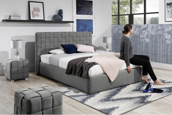 Lit en design luxueux avec matelas double pour hôtel, chambre nuptiale, chambre à coucher neuve 200x200 cm.