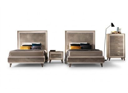 Chambre Ensemble Lit Tables de chevet Commode Style Suite Mobilier italien 4 pièces