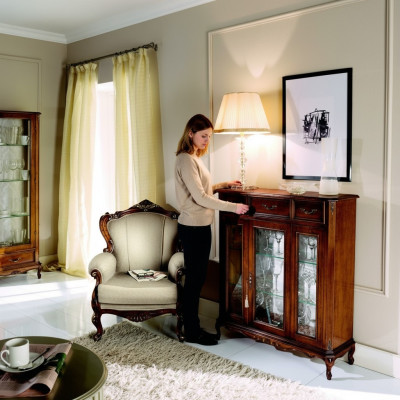 Style de mobilier Baroque Commode en bois Armoire Vitrine Mobilier de luxe Fauteuil