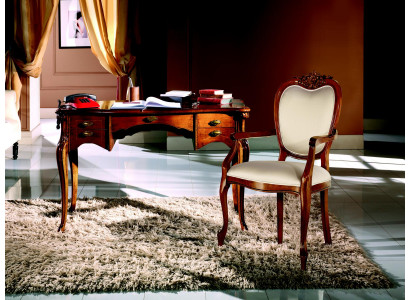 Meubles en bois de luxe italiens classiques, design de bureau de bureau.