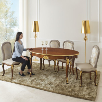 Ensemble de salle à manger de luxe 5 pièces comprenant une table de salle à manger et 4 chaises du groupe de mobilier italien.