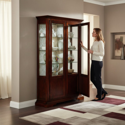 Meubles de luxe en bois italiens de designer chic, style baroque, armoire vitrine salon