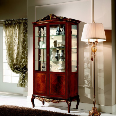 Luxuriöse Designermöbel Italienische Möbel Großes Holz Braune Vitrine Luxus-Vitrine