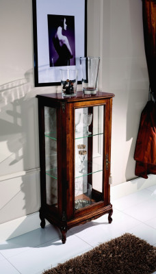Meuble de design italien brun Vitrine en bois armoires de luxe classiques Buffet