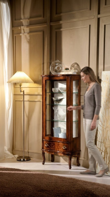 Vitrine de luxe en bois de designer de meubles italiens nouveauté.