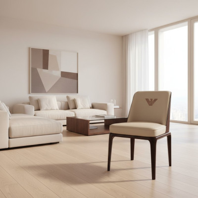 Chaise en cuir beige exquise pour salle à manger avec un style italien moderne.