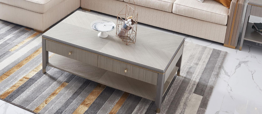 Table basse de designer de luxe classique, canapé décoratif, table de salon.