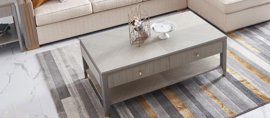 Table basse de designer de luxe classique, canapé décoratif, table de salon.