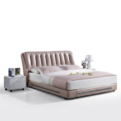 Lit double de style classique anglais, textiles modernes, lits 180x200 cm.