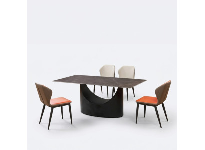 Table à manger de conception Ensemble de 4 chaises Groupe de salle Suite de 5 pièces. Tables en marbre