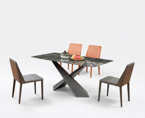 Table en colonne de luxe tables de salle à manger groupe 5 pièces. Ensemble suite Fauteuil