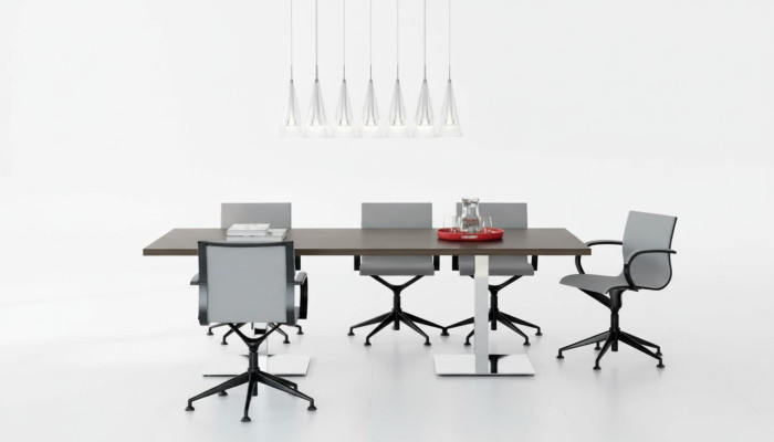 Bureau d'ordinateur portable Table de réunion Mobilier de bureau Table de conférence Table Mobilier nouveau