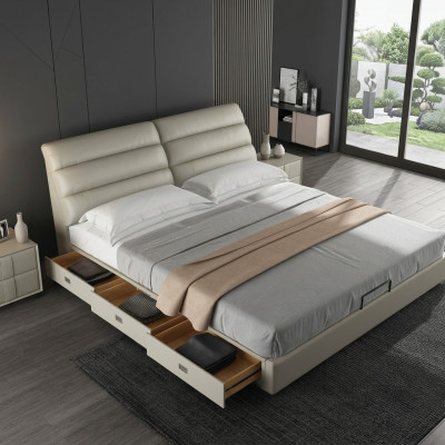 Lit double luxueux design classique avec rembourrage pour chambre d'hôtel.
