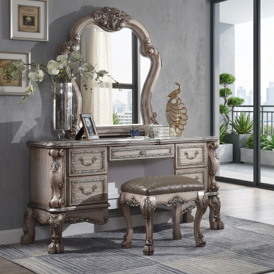 Console = Console Classic = Classique Table = Table Mirror = Miroir Chest of drawers = Commode Dressing table = Coiffeuse Bedroom = Chambre Sideboard = Buffet 2pcs = 2 pièces