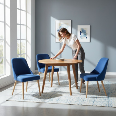 Meubles de salle à manger en bois de chêne modernes et élégants, ensemble de meubles comprenant 4 chaises de luxe bleues nouvelles.