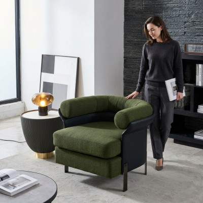 Siège de luxe en tissu pour fauteuil de club de salon de détente design.