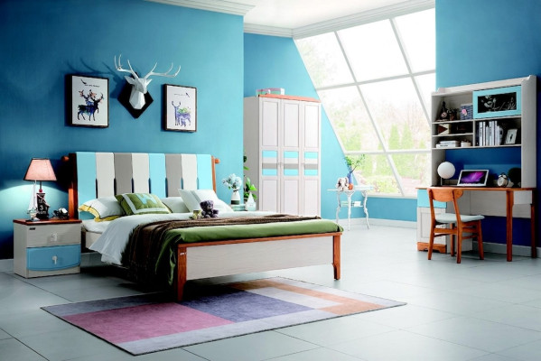 Véritable ensemble de meubles en bois comprenant un lit, un bureau et une armoire - 5 pièces. Ensemble complet pour chambre en bois.
