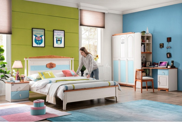 Ensemble complet de chambre d'enfants pour jeunes composé de lit, armoire, commode en bois massif en 5 pièces.