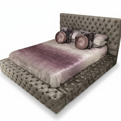 Lit double Chesterfield 180x200 en tissu rembourré Cadre de lit de luxe Design