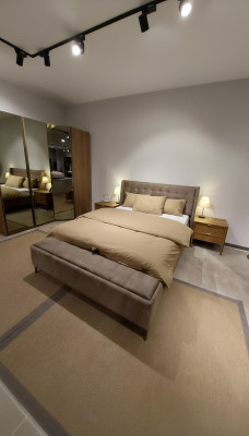 Chambre lit de luxe double design élégant lit moderne nouvel hôtel