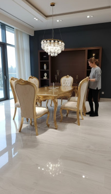 Table de salle à manger classique 200x110cm Or Table en bois de luxe Nouveau design Tables de cuisine