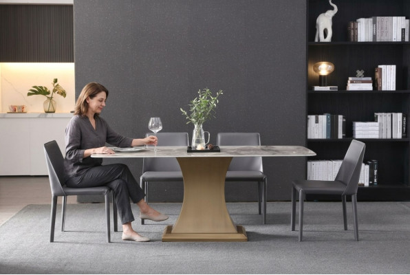 Table à manger de luxe en acier inoxydable colonne de meubles de tables en acier inoxydable en marbre.