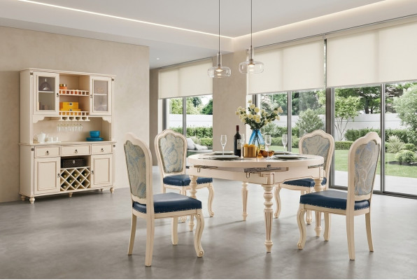 Ensemble de salle à manger pour groupe 4 chaises en bois Tables rondes Lot de 5 pièces. Mobilier.