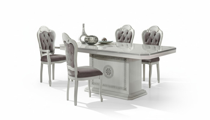 Ensemble de 4 chaises en bois de luxe avec cristaux pour salle à manger