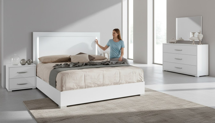 Design de table de nuit de luxe pour lit double 3 pz.