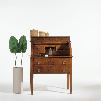 Secrétaires bureaux tables en bois massif nouveau style antique meubles italiens.