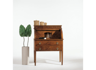 Secrétaires bureaux tables en bois massif nouveau style antique meubles italiens.