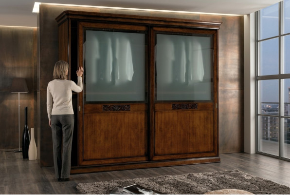 Armoire Armoire en bois Armoire en bois massif Mobilier de chambre en bois Vrai bois neuf
