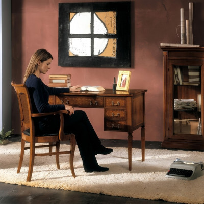 Bureau et chaise en bois avec accoudoirs Bibliothèque Mobilier de bureau Design nouveau