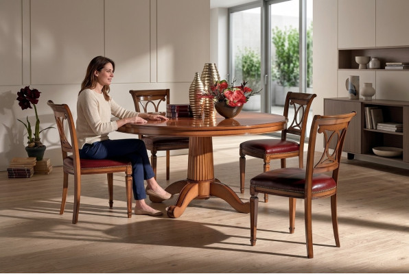 Suite de 4 chaises design Art Deco avec rembourrage neuf, siège en bois, ensemble de chaises de salle à manger.