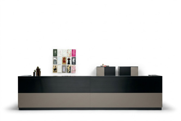 Comptoir mobilier table de réception Mobilier de bureau tables de réception Table cabinet d'avocats pratique Frezza