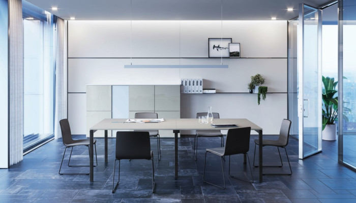 Un bureau d'ordinateur Bureau de bureau Bureau d'ordinateur Table d'ordinateur Mobilier de bureau Table de travail Bureau