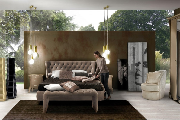 Ensemble de chambre à coucher de luxe 4 pièces. Lit + 2x Table de chevet + Tabouret Lits de design moderne en bois massif