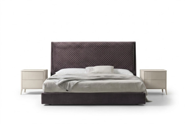 Lit de designer 2x Tables de chevet Commode 4 pièces. Ensemble Chambre Mobilier Italien