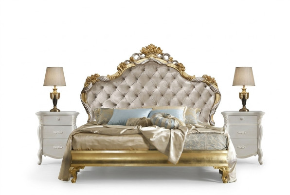 Chambre luxe ensemble 4 pièces. Lit + 2x table de chevet + chaise longue design méridienne