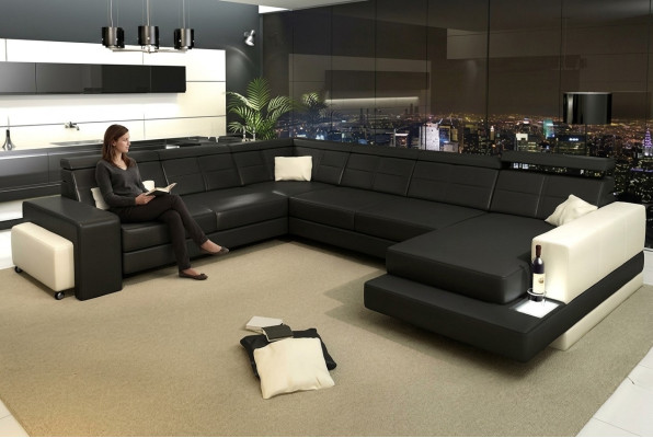 Designer Suite: Suite de designer Corner suite: Suite d'angle Living landscape: Paysage vivant U-shape Couch: Canapé en forme de U Corner sofa: Canapé d'angle Upholstery: Tapisserie