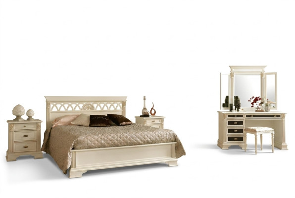 Classique Lit 2 tables de chevet Ensemble de chambre à coucher 3 pièces. Meubles italiens en bois massif Baroque