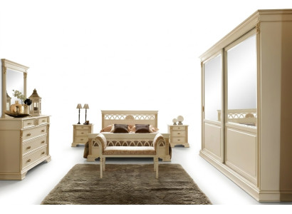 Lit + 2x table de chevet 3 pcs. Ensemble chambre à coucher en bois massif de concepteur de luxe Chambre baroque