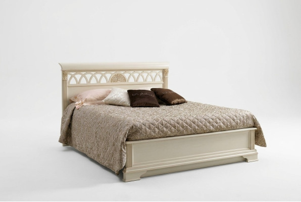 Conception de lit Décoration Lits de luxe pour hôtel Mariage 180x200cm Chambre à coucher double