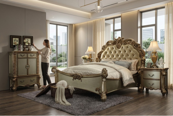 Ensemble de chambre à coucher de luxe au design comprenant un lit, 2 tables de chevet, une commode et une suite de décoration.