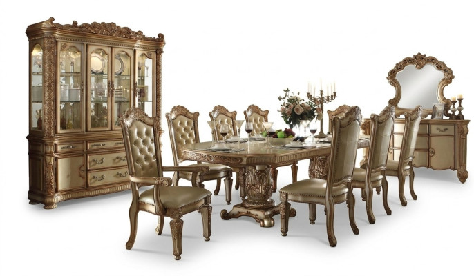 Ensemble salle à manger Chesterfield Royale Élégante table à manger avec 8 chaises Chesterfield