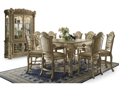 Groupe de salle à manger doré Table à manger Designer avec x8 chaises Mobilier de salle à manger 9 pièces.