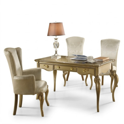 Aménagement de bureau composé de bureau en bois, table, fauteuil, style baroque rococo en 2 pièces.
