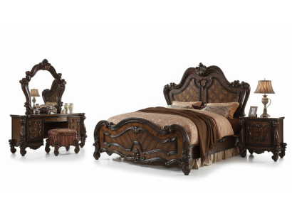 Ensemble de tables de chevet de chambre à coucher Lit 5 pièces. Lit en bois de style rococo baroque antique