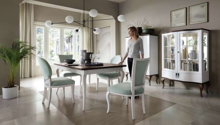 Salle à manger Ensemble Classique Table 4x Chaises Vitrine Commode 7 pièces
